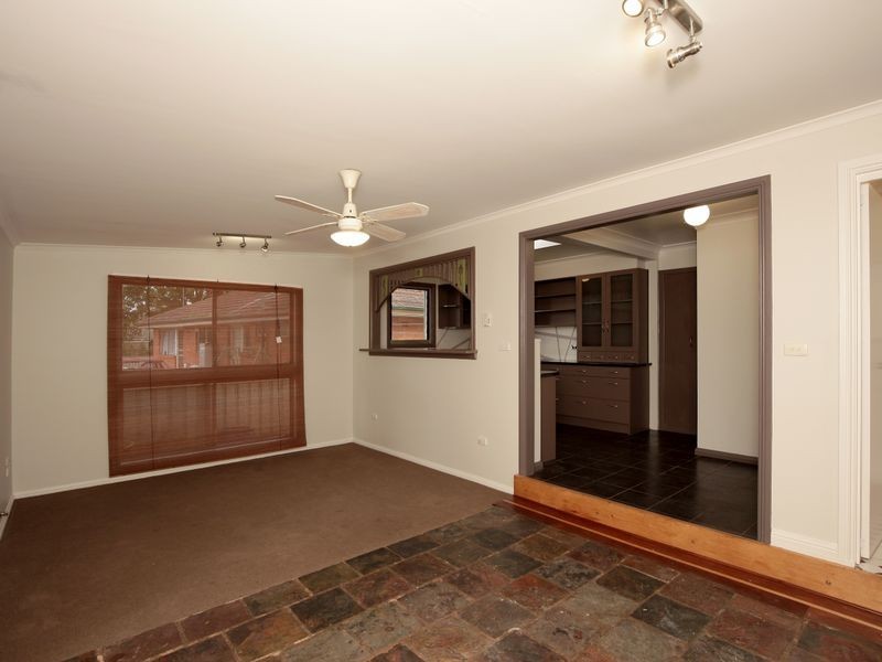6 Cutler Avenue, Kooringal NSW 2650