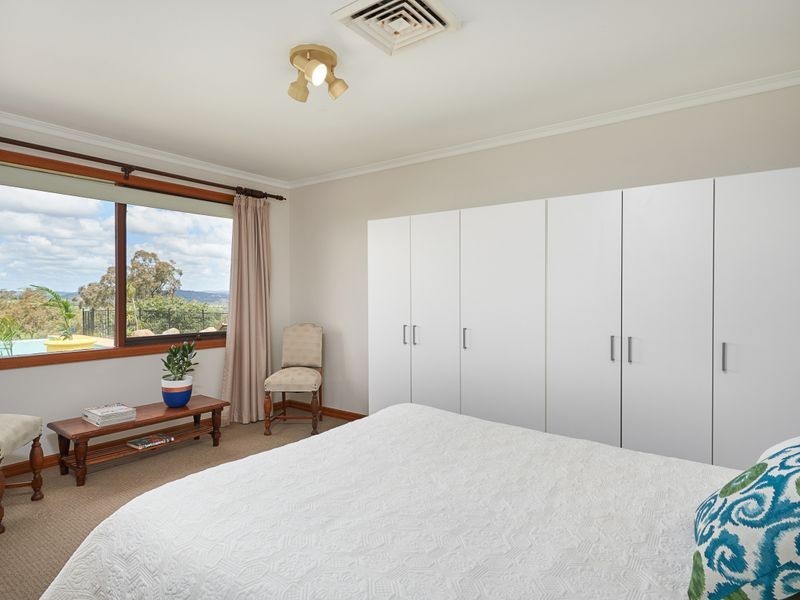 77 Bavin Road, North Wagga Wagga NSW 2650