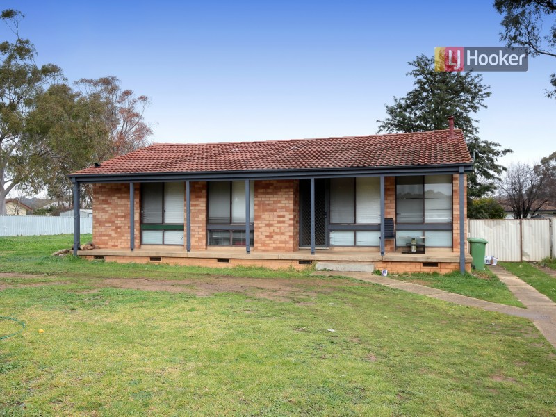 24 Marshall Street, Ashmont NSW 2650