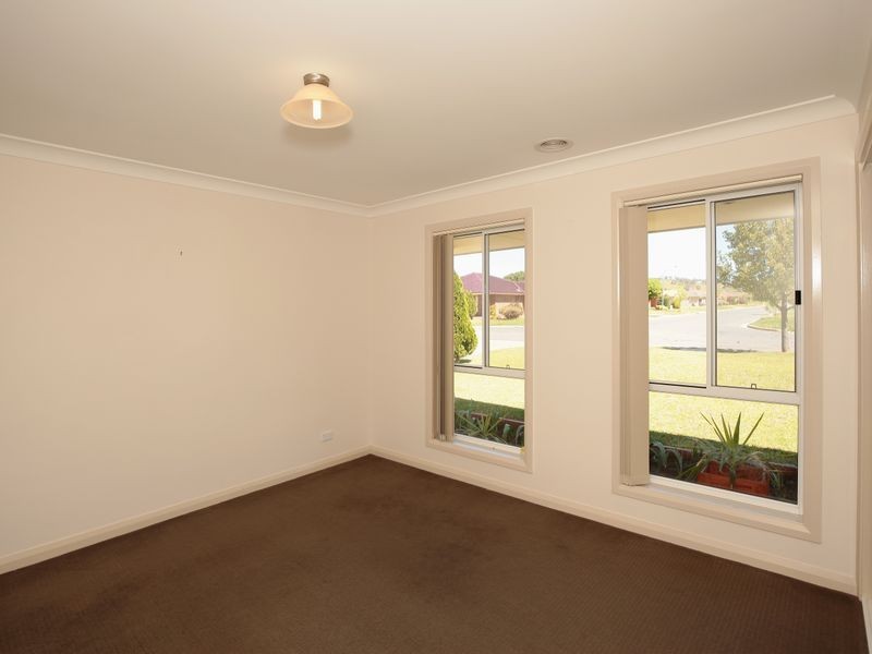46 Mima Street, Glenfield Park NSW 2650