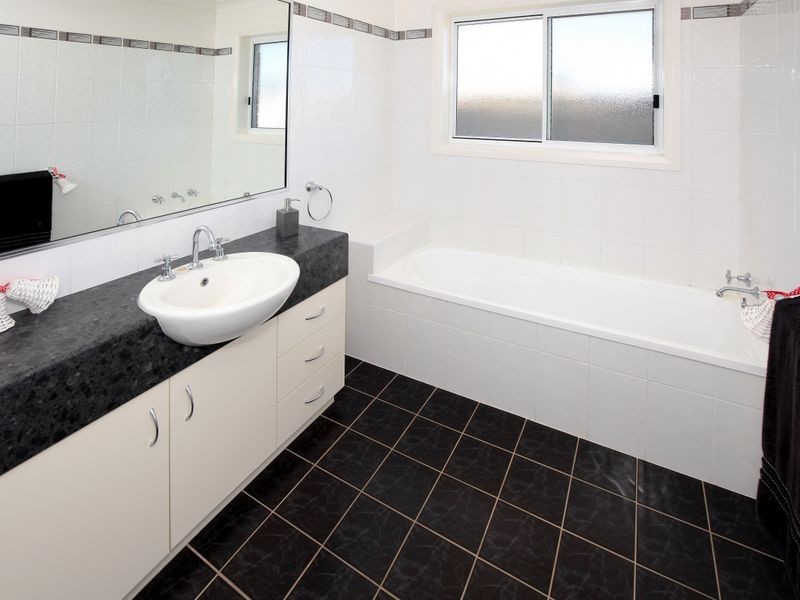 46 Mima Street, Glenfield Park NSW 2650