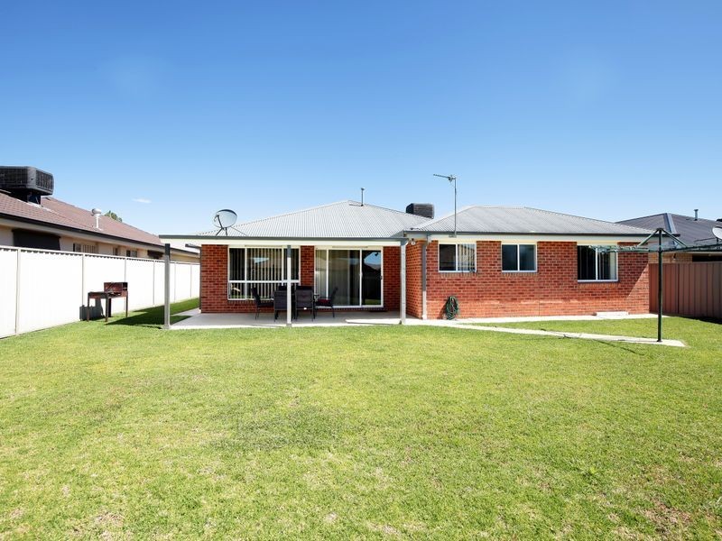 46 Mima Street, Glenfield Park NSW 2650