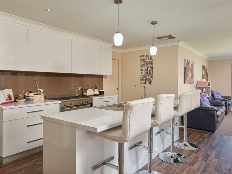 69 Lingiari Drive, Lloyd NSW 2650