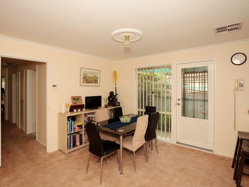 4 Cypress Street, Forest Hill NSW 2651