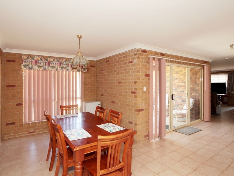 14 Kurrajong Avenue, Forest Hill NSW 2651