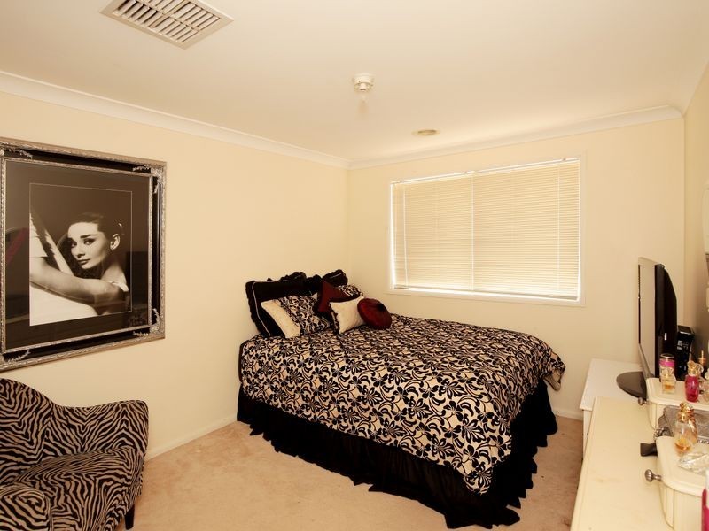 48 Avocet Drive, Estella NSW 2650