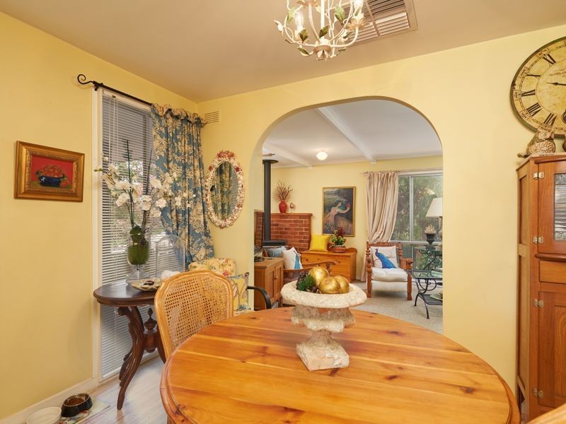 2 Cameron Street, Ashmont NSW 2650