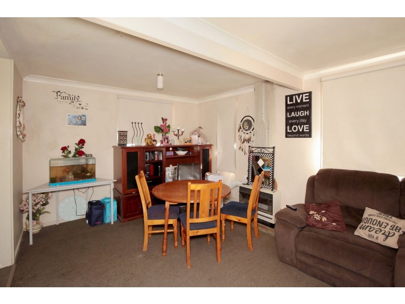 163 Raye Street, Tolland NSW 2650