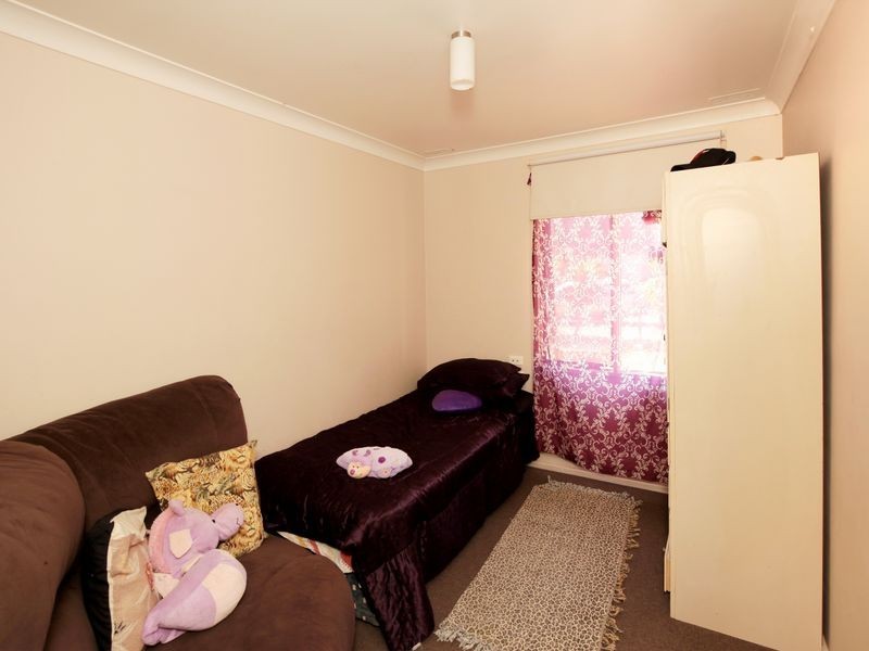 163 Raye Street, Tolland NSW 2650