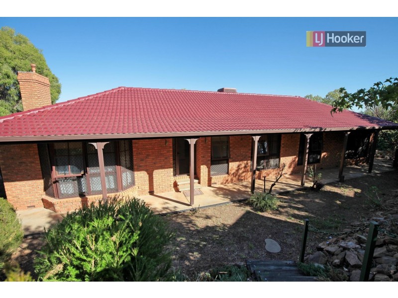 1 Jamie Place, Tolland NSW 2650