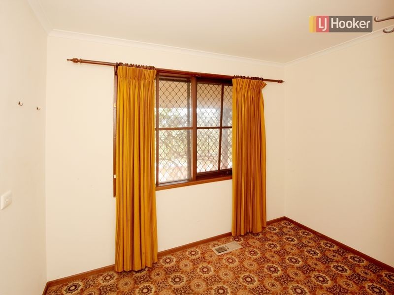 1 Jamie Place, Tolland NSW 2650