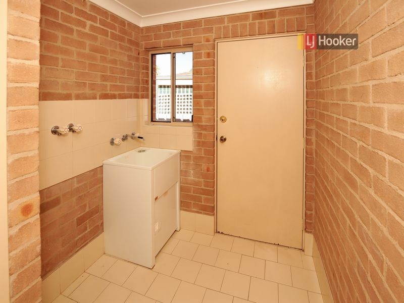 19 O’Connor Street, Tolland NSW 2650