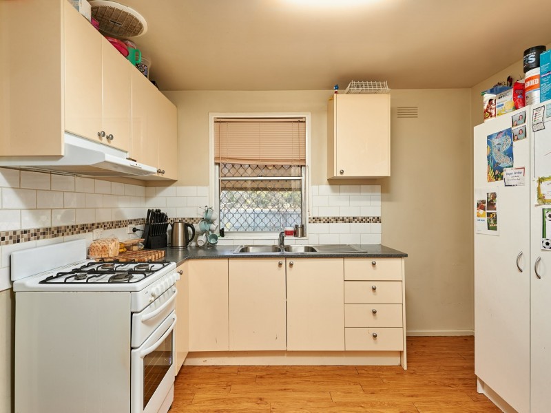 42 Adams Street, Ashmont NSW 2650