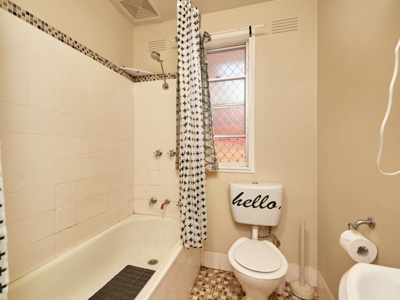 42 Adams Street, Ashmont NSW 2650