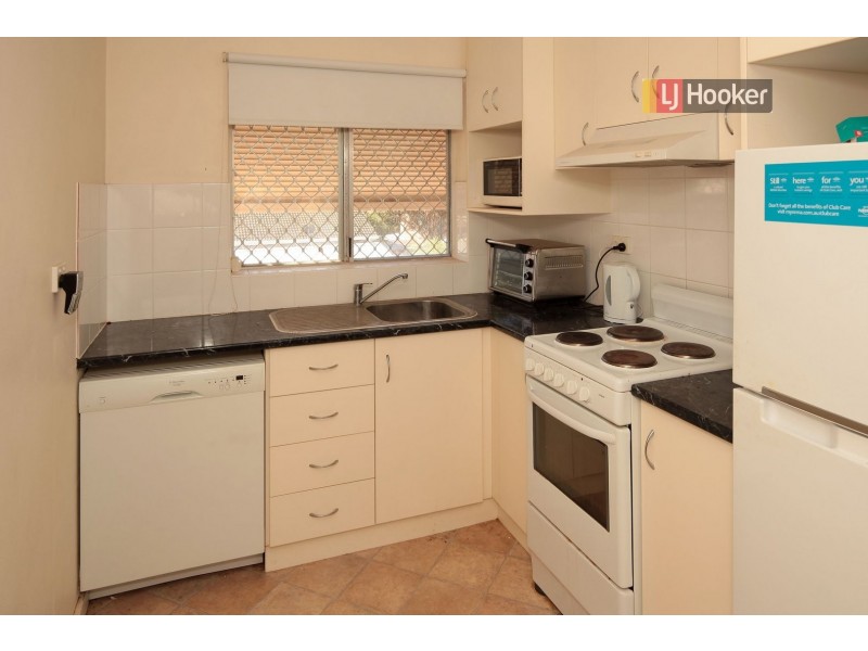 Unit 8/187 Lake Albert Road, Kooringal NSW 2650