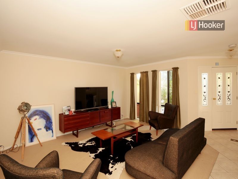 59 Gormly Avenue, Wagga Wagga NSW 2650