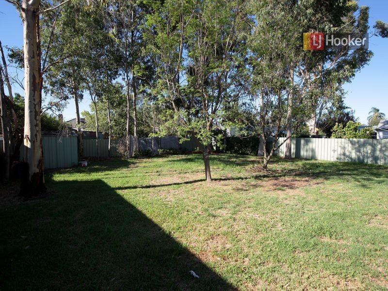 59 Gormly Avenue, Wagga Wagga NSW 2650