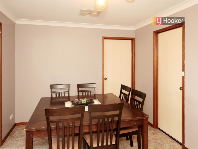 37 Eldershaw Drive, Forest Hill NSW 2651