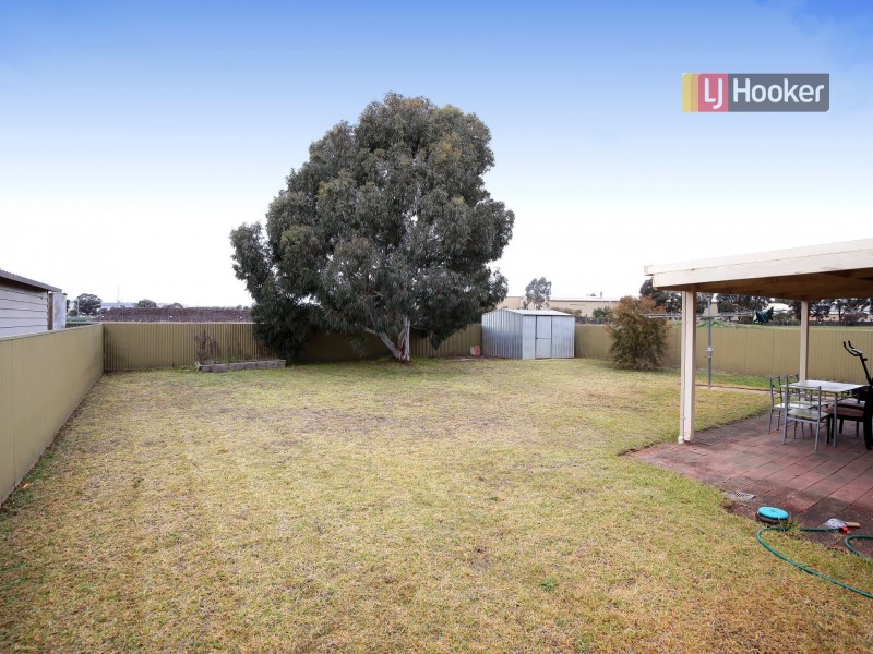 37 Eldershaw Drive, Forest Hill NSW 2651
