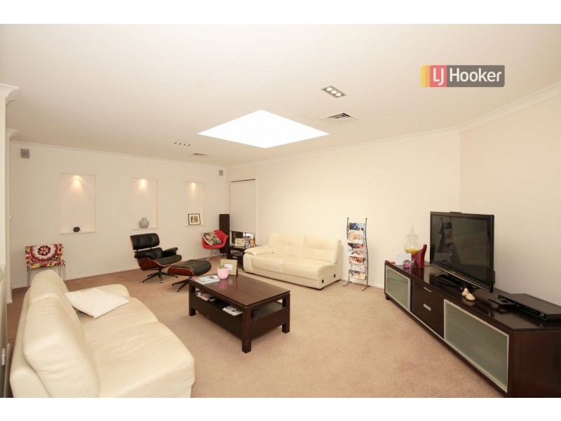 80 Brooklyn Drive, Bourkelands NSW 2650