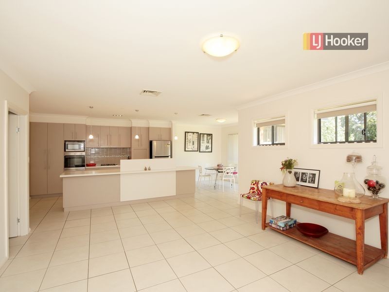 80 Brooklyn Drive, Bourkelands NSW 2650