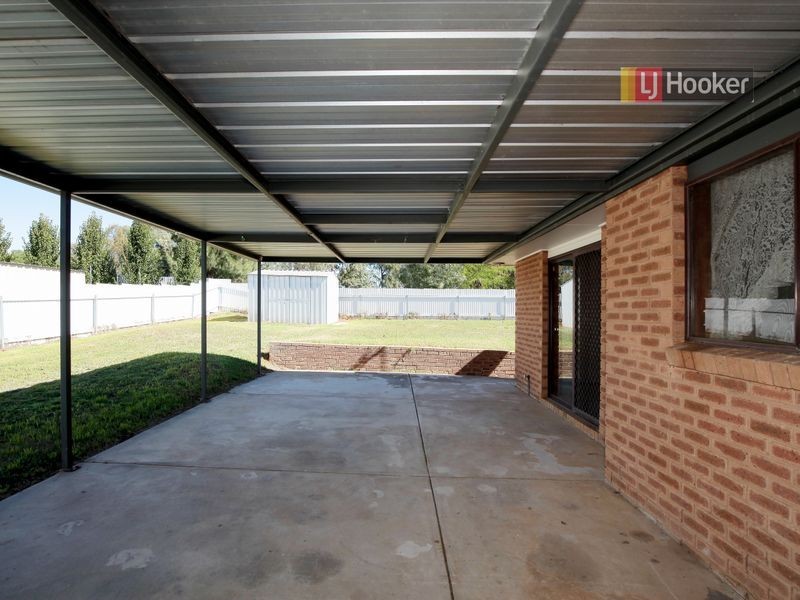 26 Wiradjuri Crescent, Wagga Wagga NSW 2650