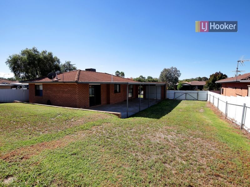 26 Wiradjuri Crescent, Wagga Wagga NSW 2650