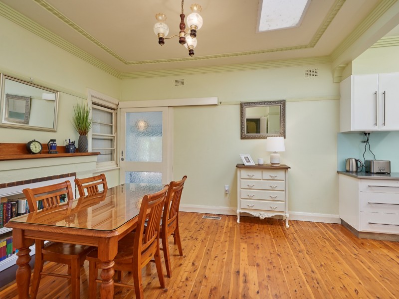 7 Coleman Street, Turvey Park NSW 2650