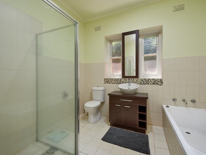 7 Coleman Street, Turvey Park NSW 2650