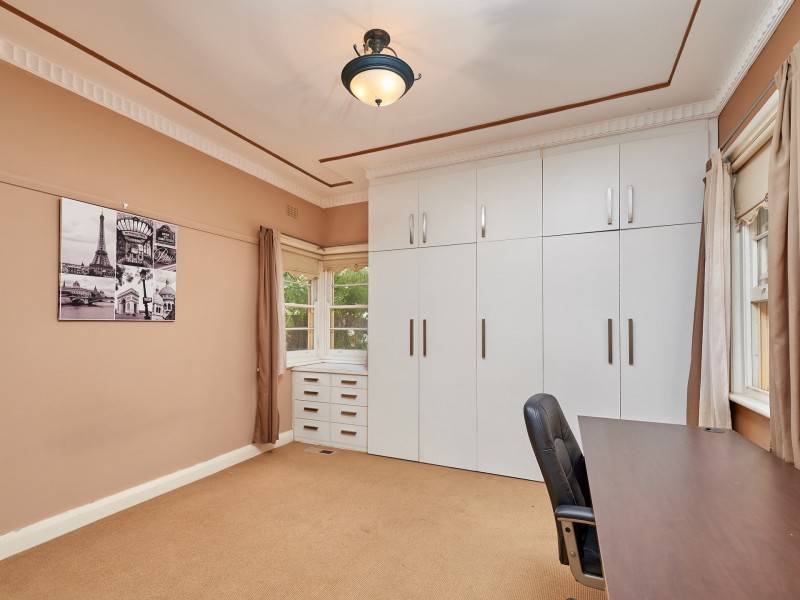 7 Coleman Street, Turvey Park NSW 2650