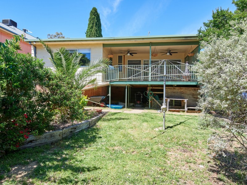 7 Coleman Street, Turvey Park NSW 2650