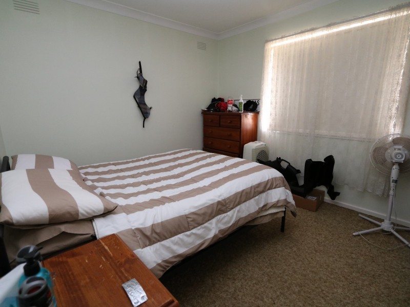 10 Banks Avenue, Kooringal NSW 2650