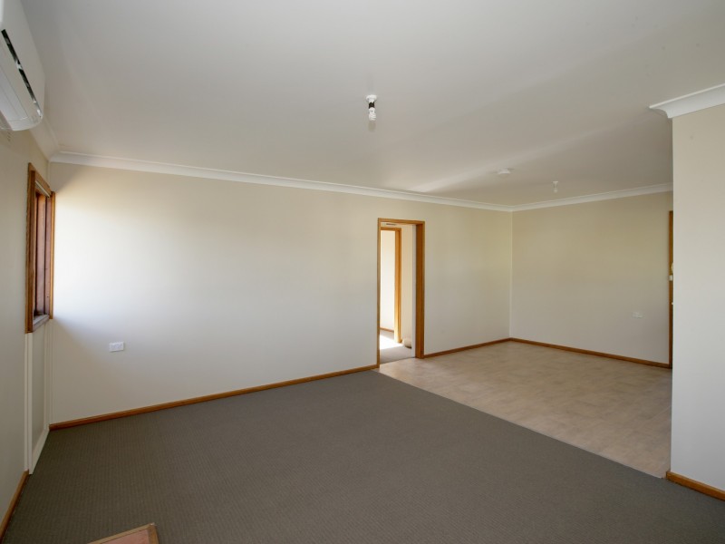 41 Ziegler Avenue, Kooringal NSW 2650