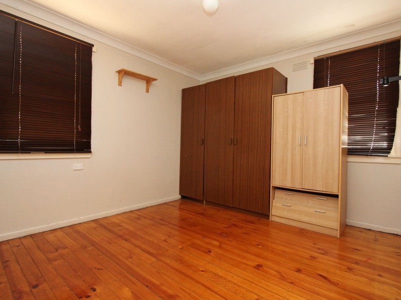 6 Victoria Street, Mount Austin NSW 2650