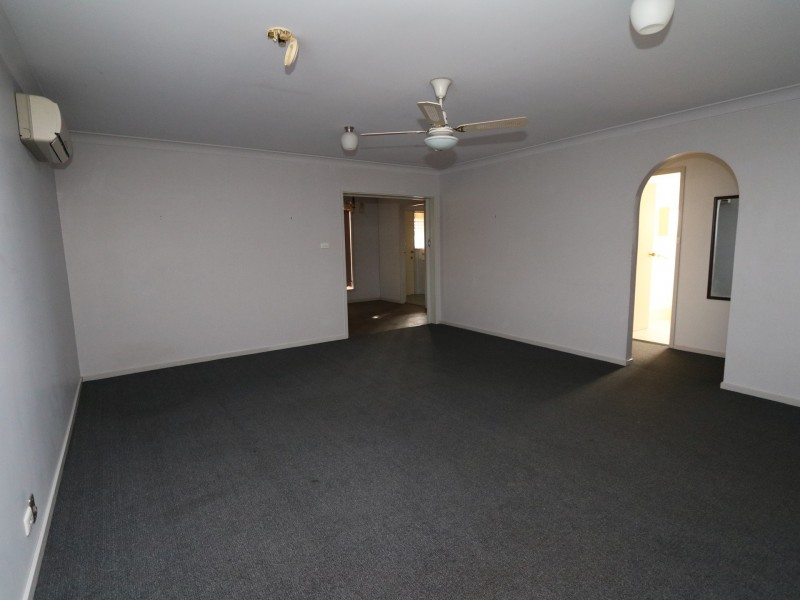 1/26 Nardoo Street, Glenfield Park NSW 2650