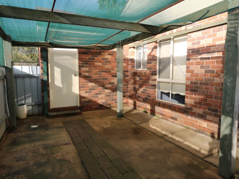 1/26 Nardoo Street, Glenfield Park NSW 2650