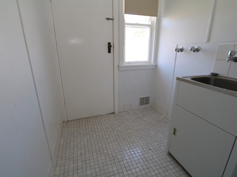 145 Bourke Street, Mount Austin NSW 2650