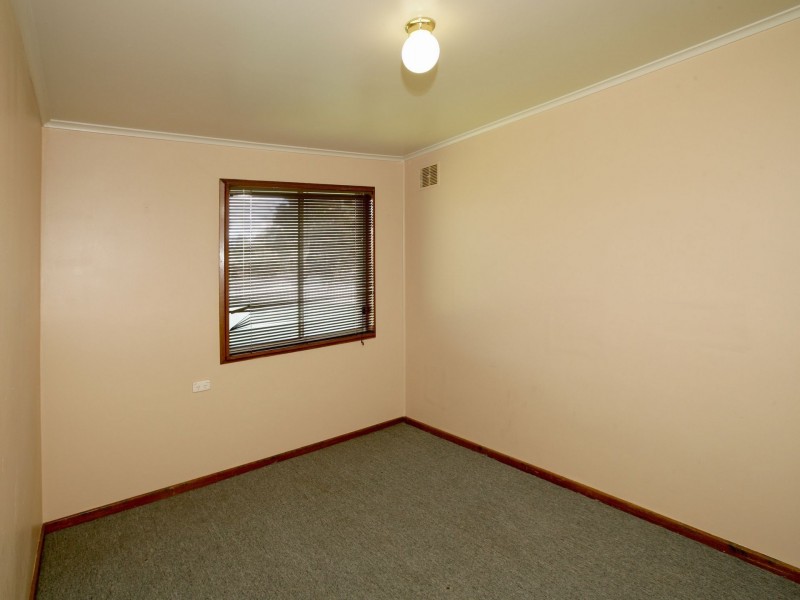 155 Raye Street, Tolland NSW 2650