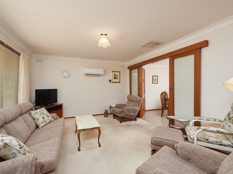 17 Willow Street, Kooringal NSW 2650