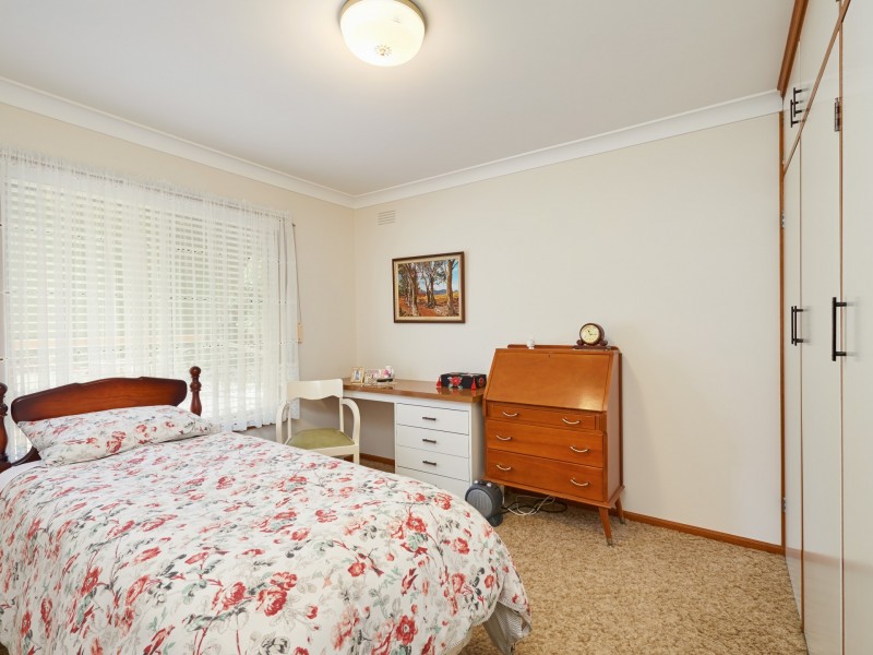 17 Willow Street, Kooringal NSW 2650