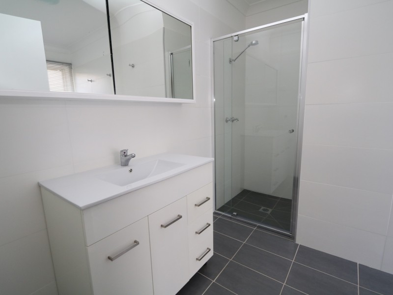 13 Tinga Crescent, Kooringal NSW 2650
