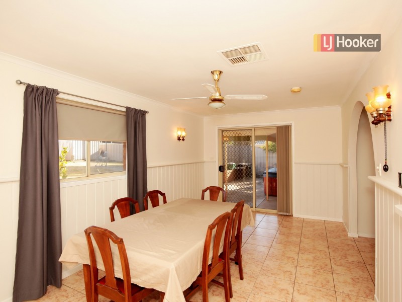2 Matheson Place, Estella NSW 2650