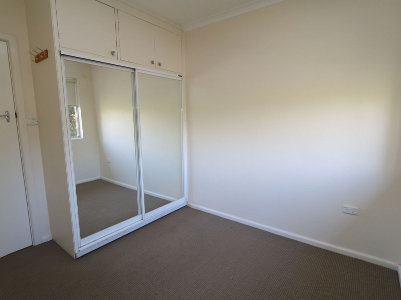 4/554 Kooringal Road, Kooringal NSW 2650