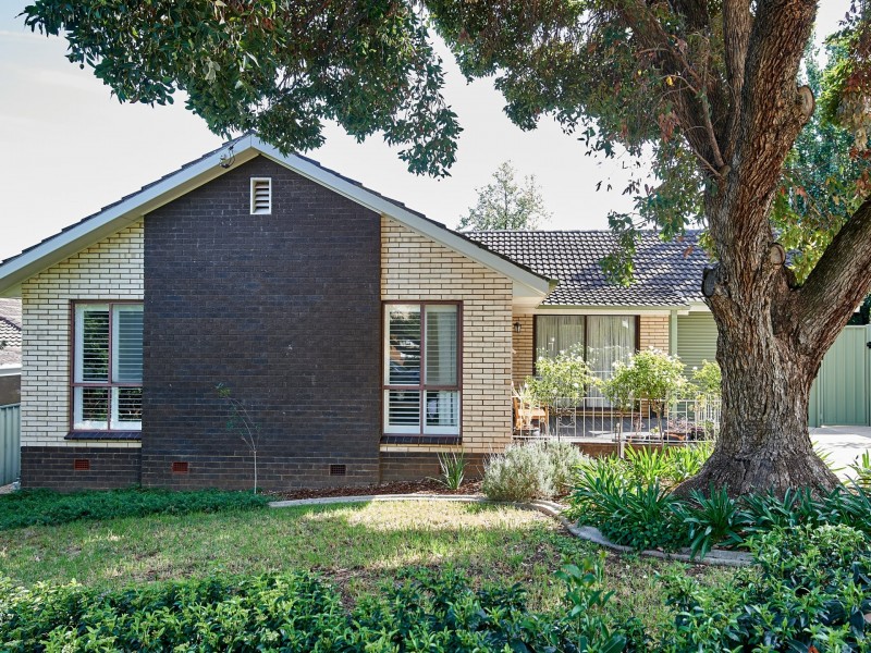 47 Nixon Crescent, Tolland NSW 2650