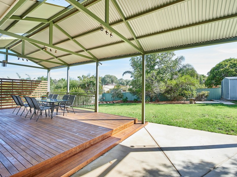 47 Nixon Crescent, Tolland NSW 2650