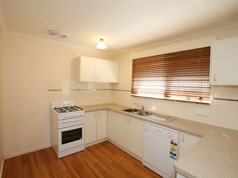 7 Edgehill Place, Tolland NSW 2650