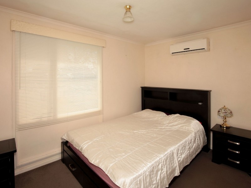 7 Edgehill Place, Tolland NSW 2650