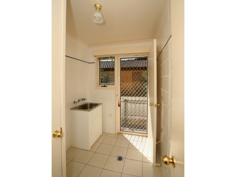 7 Edgehill Place, Tolland NSW 2650