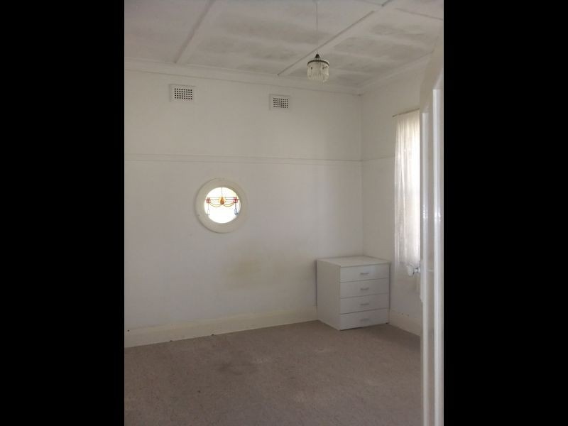 66 Thorne Street, Wagga Wagga NSW 2650