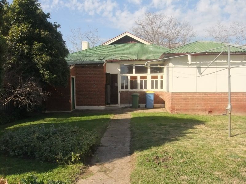 66 Thorne Street, Wagga Wagga NSW 2650